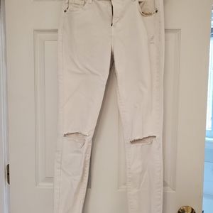 Old Navy Rockstar white jeans size 8